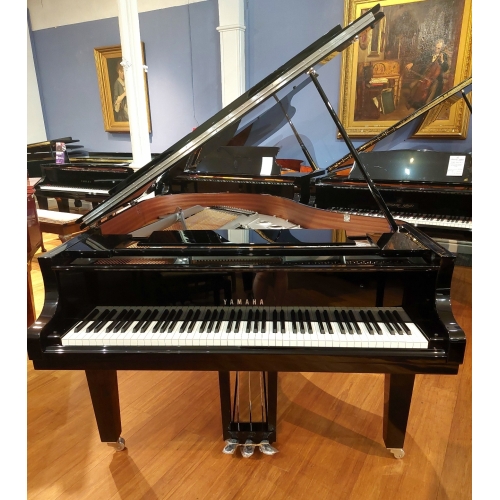 Yamaha C2X Chrome Grand Piano in Black Polyester